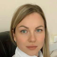 Катюша Дулепова, Москва