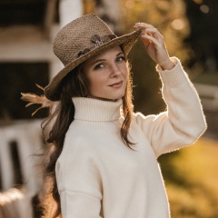 Алёна Махмутова, 15.03