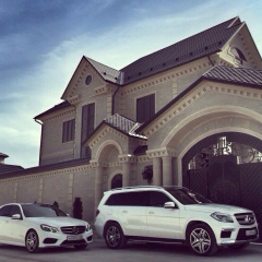 Sultan Zhanadilov, 14.10, Los Angeles