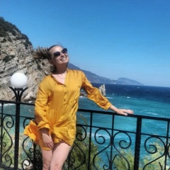 Юлия Акатова