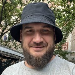Валентин Сидельников, Алматы