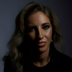 Александра Сотнезова