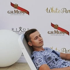 Евгений Бражников