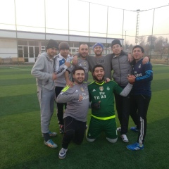 Азиз Охунжанов, Санкт-Петербург