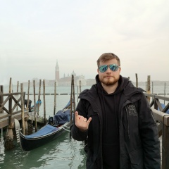 Максим Петрович