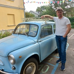 Андрей Сухаричев