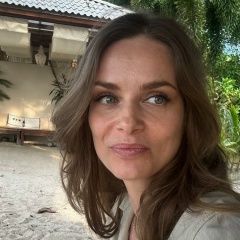 Вера Суляева, Москва