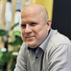 Максим Максимов, Тихвин