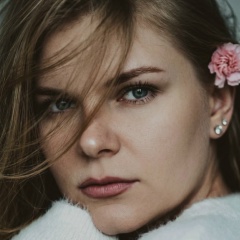 Алёна Ватрина, Владимир