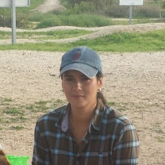 Анна Езрец, Тель-Авив