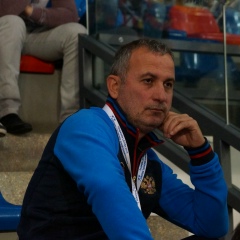 Арсланбек Шабазов, Грозный