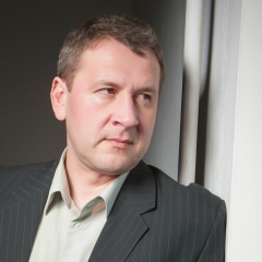 Евгений Ком, Санкт-Петербург