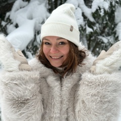 Юле Нька, 25.08, Düsseldorf