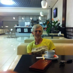 Валерий Комов, 03.12.1949, Санкт-Петербург