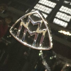 Alex Budkin, Тулажка