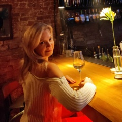 Елена Елена