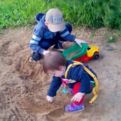 Оля Домбровская, 17.04.1989