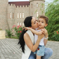 Элла Атабаева, Москва