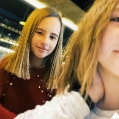 Нінулька Беззубова, 21.02, Надворная