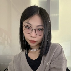 Яна Син, Владивосток