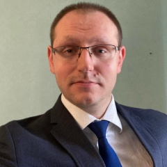 Максим Новиков