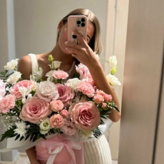 Amira Buffett, 17.12, Los Angeles