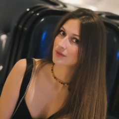 Полина Романова