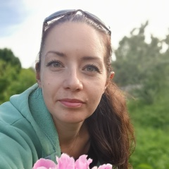 Аня Залюбовская