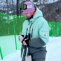 Alexander Marinin, 12.06, Los Angeles