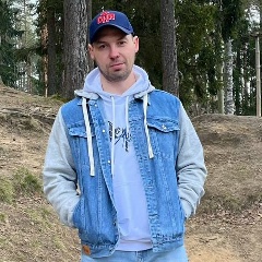 Виктор Каманин, Санкт-Петербург