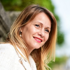 Olya Karaseva, 17.11, Paris