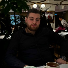 Агаси Алексанян, Санкт-Петербург