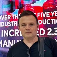 Тимур Мансуров