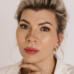 Юлия Янхотова, Санкт-Петербург