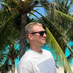 Дмитрий Довбешко, Санкт-Петербург