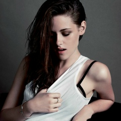 Белла Вампирская, 09.04.1990, Los Angeles