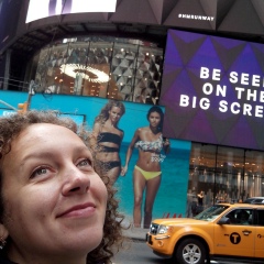 Юлиана Суханова, 16.10, Киев