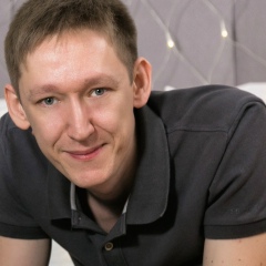 Эрик Акпеисов, Алматы