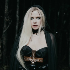 Avril Lavigne, 27.09.1984