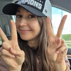 Лара Лесик, Самара