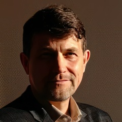 Роман Аяпергенов, 28.05.1977, Новосибирск