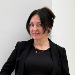 Ella Albertovna, Санкт-Петербург