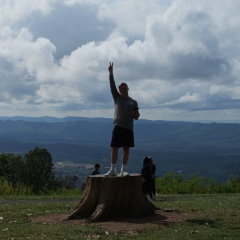 Олег Лавров, 24.02