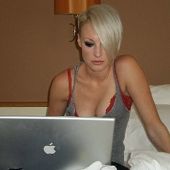 Гульназ Юнусова-Бекова, Bonn