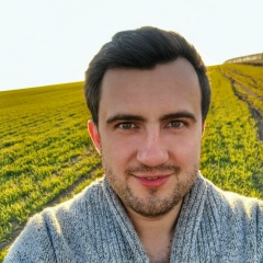 Александр Наумов