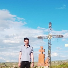 Aper Chopikyan, Санкт-Петербург