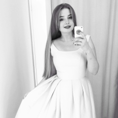 Karyna Khmelnytskaya, Beograd