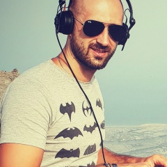 Ден Хоксер, 22.08, Dubai