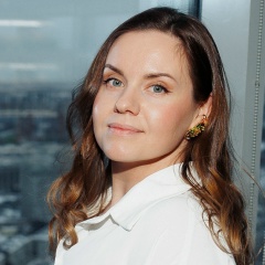 Daria Ionosova, Коммунар