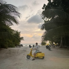 Денис Бурцев